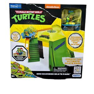 Teenage Mutant Ninja Turtles TMNT Mini Madness Skate Park w/ Figure Nickelodeon